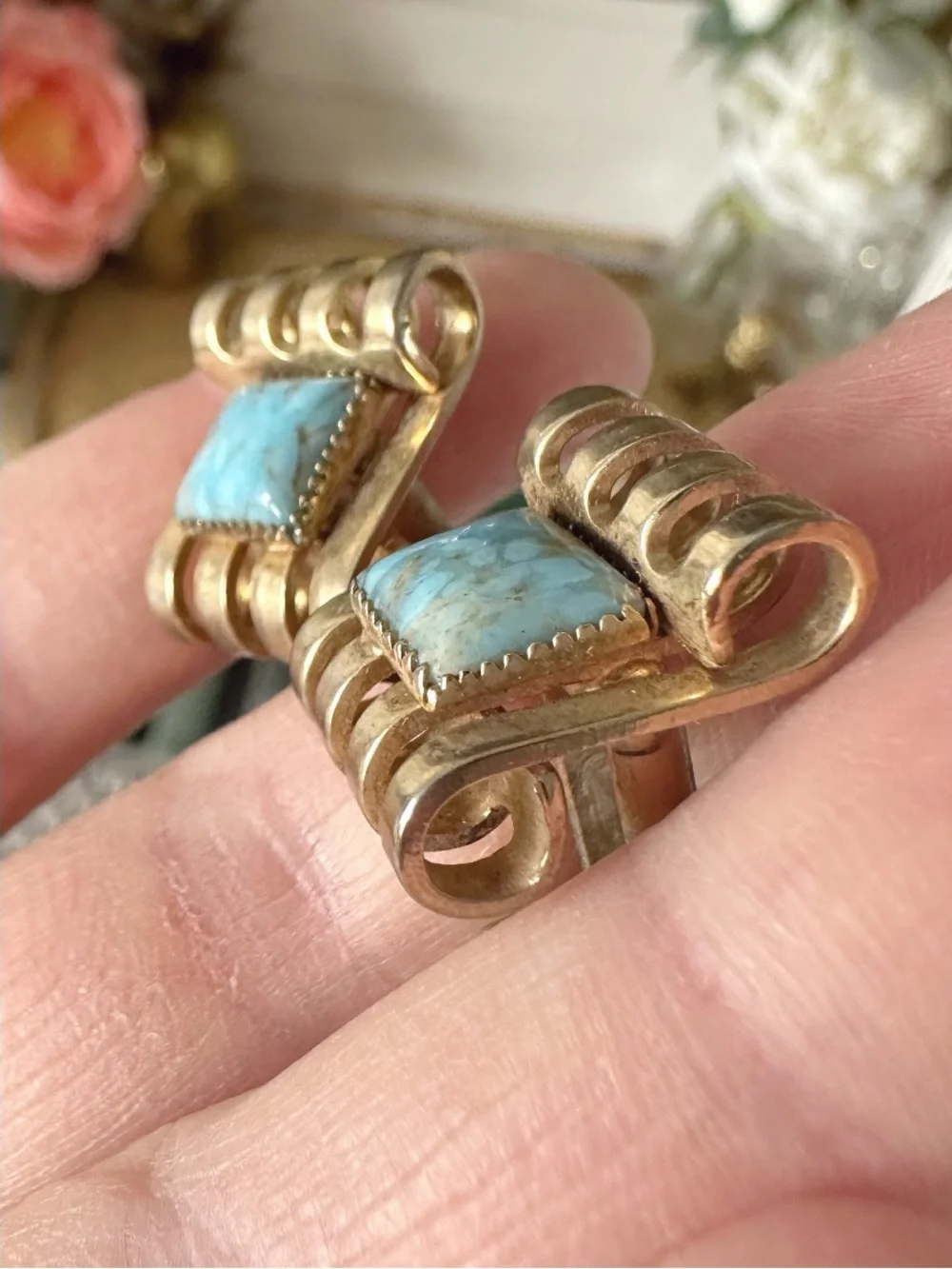 VINTAGE TURQUOISE Silver Tone  CUFFLINKS, No Stamp Or Markings On Back